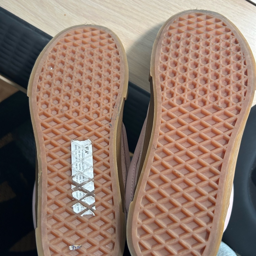 Vans Platform Sneakers in Blush Pink with Gum Sole - Picture 4 of 6